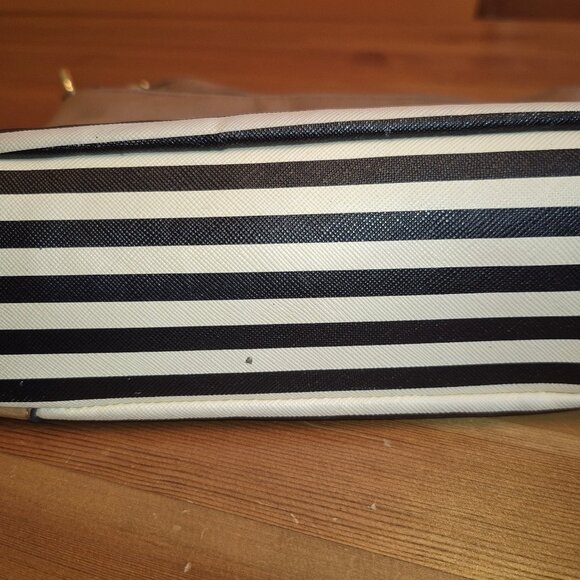 Small stripped crossbody bag purse - Picture 6 of 13